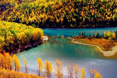 喀納斯湖、禾木、白哈巴、胡楊林、牛羊轉(zhuǎn)場、沙漠日落經(jīng)典攝影線路11日游